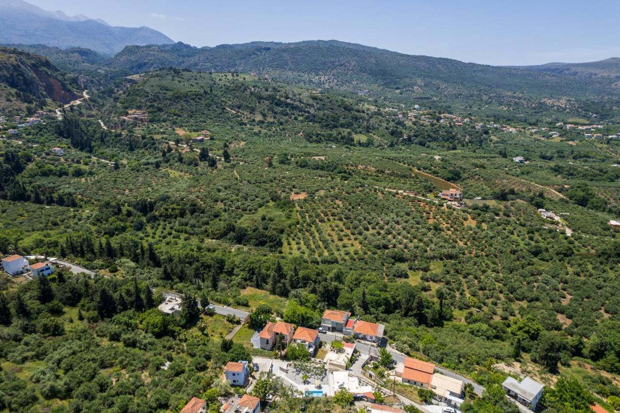 Villa Eva Provarma Exterior photo